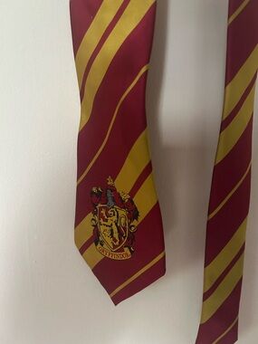 Gryffindor Crest Tie in Maroon and Gold